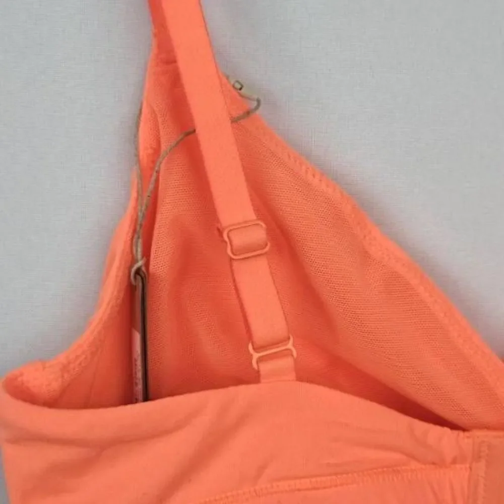 SKIMS TRIANGLE CROSS FRONT BRA NWT - Picture 6 of 9